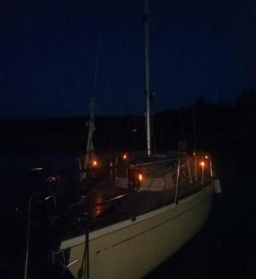 Sysma Alquiler De Eote | Accommodation on a sailboat in Sysmä harbour