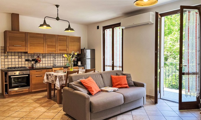 Savona Apartamento | Acero (SBO104) by Interhome