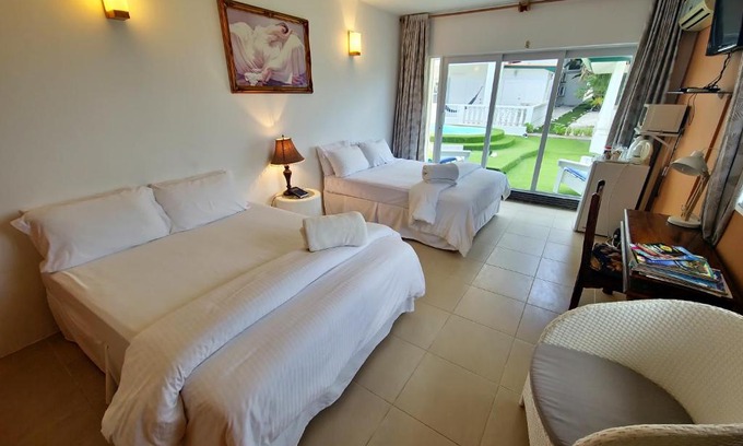 Jan Thiel Hotel | Adonai Hotel Boutique