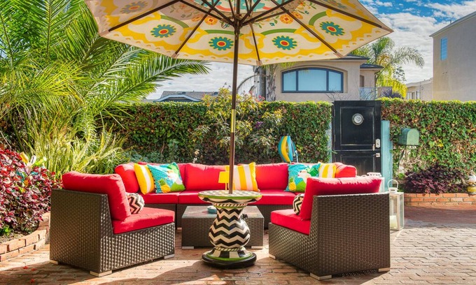 Balboa Peninsula Cabaña | Adorable Cottage Remodelado Beach.