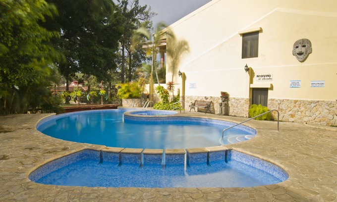 Ciudad Cariari Hotel | Adventure Inn