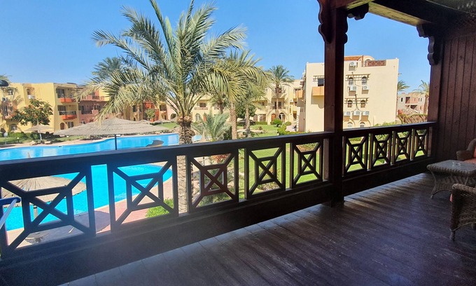Sharm El Sheikh Chalet De Esquí | Apartamento nuevo de 2 dormitorios, viene con piscina privada y gratis a la playa