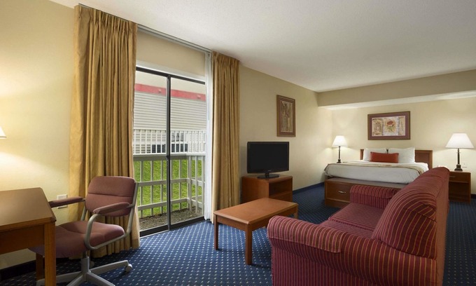 East Paris Apartamento | Affordable Suites of America Grand Rapids