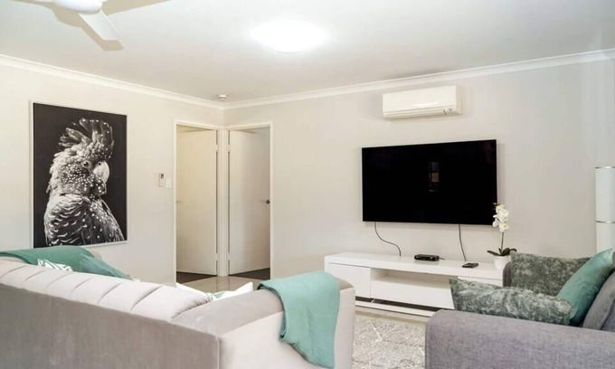 Round Hill Casa | Agnes Downs - Round Hill Agnes Water