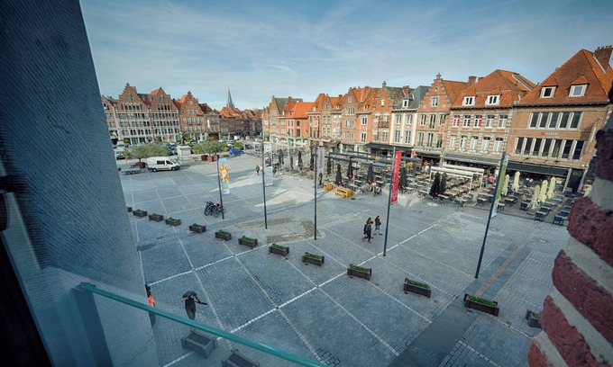 Tournai Apartamento | Agora Wellness suites