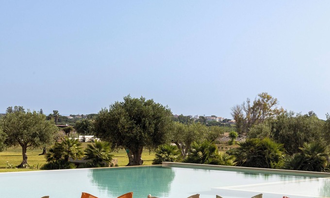 Noto Otro | Agua Green Resort