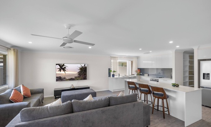 South West Rocks Casa | Air Conditioning * Secured Parking * BBQ * No Linen