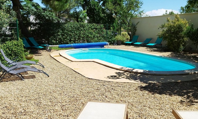 Lespignan Casa | Mansión a 13 km de las playas con jardines, piscina climatizada ...