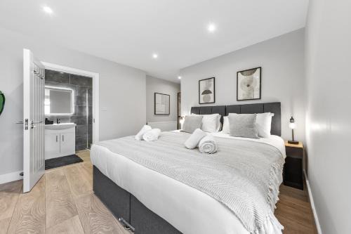 Southgate Green Apartamento | Air-Conditioned Retreat, 20min to Central