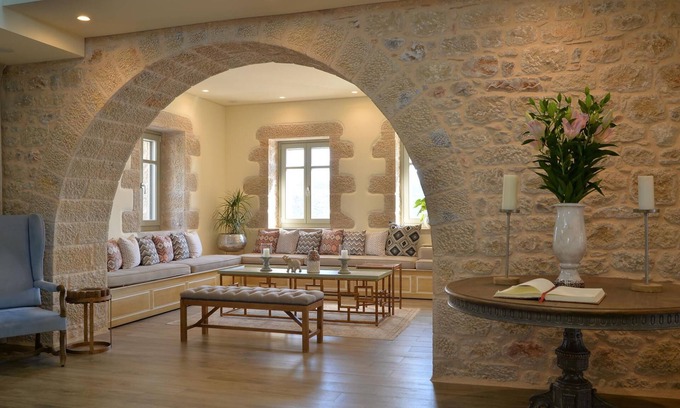 Karavostasi Hotel | Akrolithi Boutique Hotel