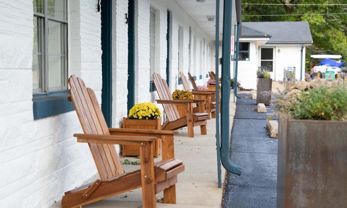 Michigan City Hotel | Al & Sally's Motel