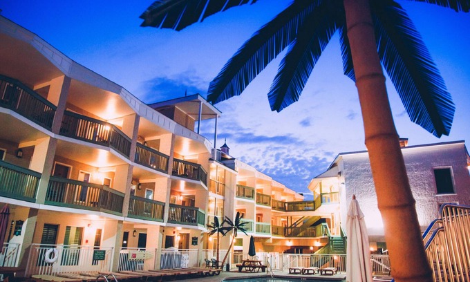 Wildwood Hotel | Ala Moana Motel