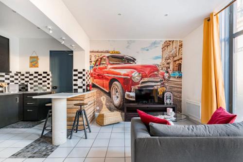 Centre Deux Apartamento | Alba - 60'S USA patio tram