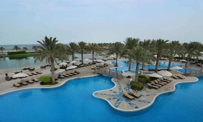 Sitra Complejo | AlBander Hotel & Resort