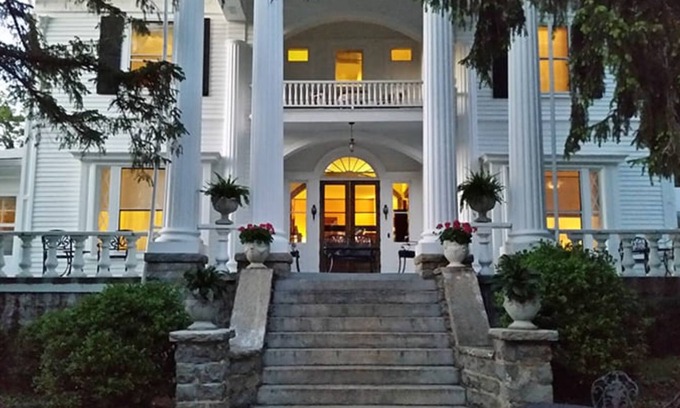 Grove Park- Sunset Cama Y Desayuno | Albemarle Inn