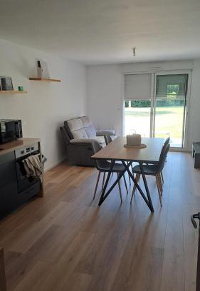 Miniac-Morvan Apartamento | Alexandre