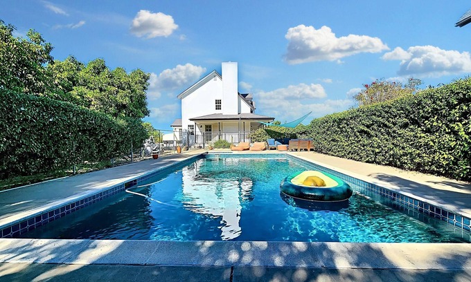 Valley Center Villa | All-Inclusive Private Farm Retreat, Saltwater Hot Tub and Pool, Spa Services