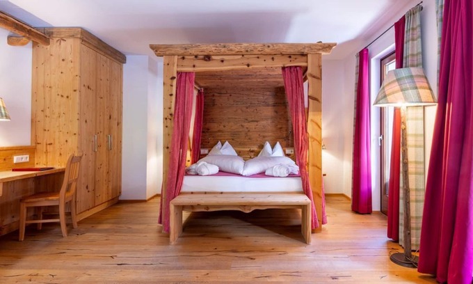 Haus Casa | "Alm-Suite" with bathtub, shower, WC (1-3 n.) - Natur- und Wellnesshotel Höflehner