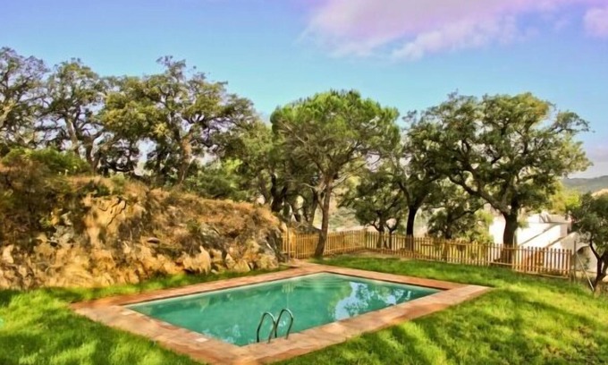 Alcalá de los Gazules Cabaña | Alojamiento Rural El Lario para 5 personas (piscina a compartir)