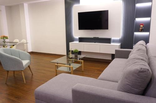 Loja Apartamento | Alojamiento de lujo con parqueadero privado, en Loja