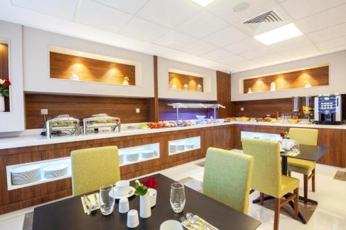 Hai Menaouer Hotel | alouane rabah