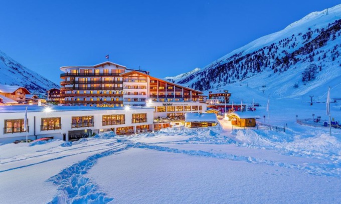 Obergurgl Hotel | Alpen-Wellness Resort Hochfirst