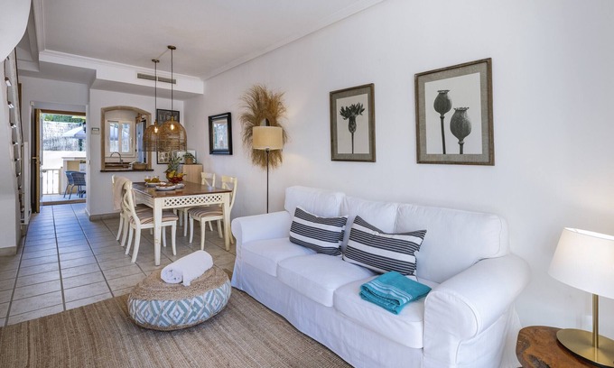 Javea Chalet De Esquí | Altamar Blue - Ambiente elegante