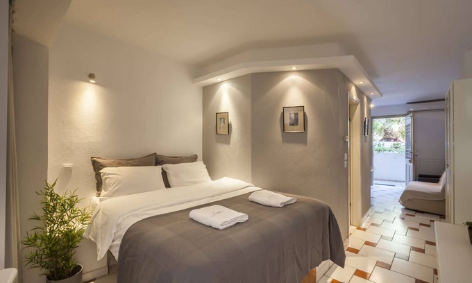 Neos Marmaras Apartamento | Alterra Vita Apartments - Cozy Studio with Garden