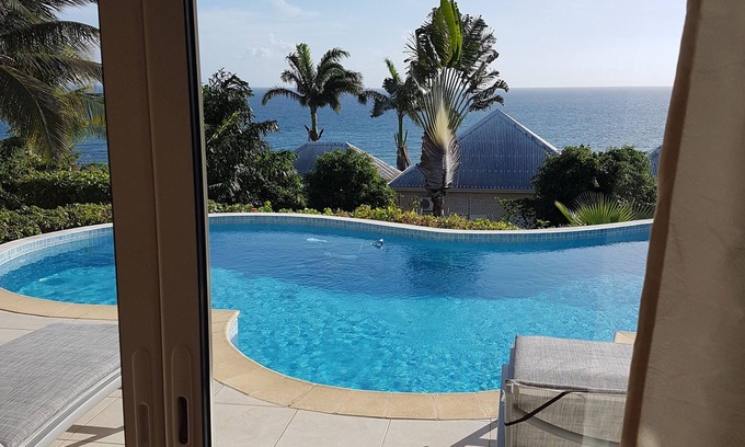 Saint-Francois Hotel | Amaudo