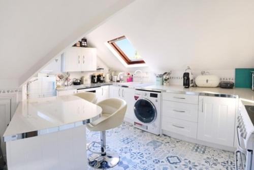 Winton Casa | Amazing Executive maisonette with spa