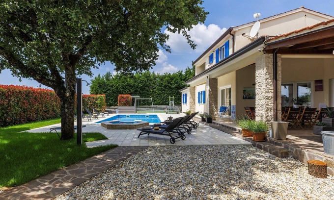 Muzini Casa | Increíble casa en Zminj con sauna