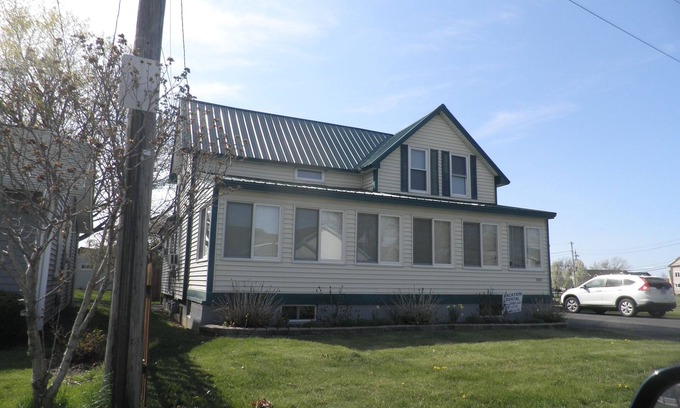 Sodus Point Casa | Amazing Lake View Cottage con sala de juegos para niños de todas las edades