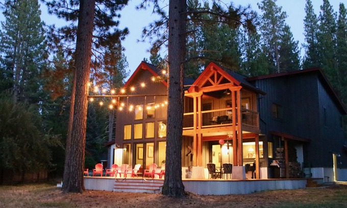 Graeagle Casa | Lugar de reunión familiar con increíbles vistas. Justo en la ciudad!