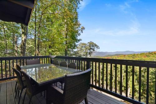 Beech Mountain Chalet De Esquí | Amazing Views! Welcome to Chalet Montagne!