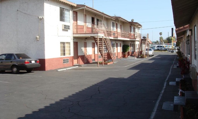 South el Monte Hotel | American Inn