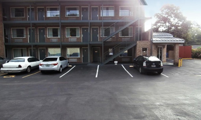 Athens Hotel | Americas Best Value Inn Athens