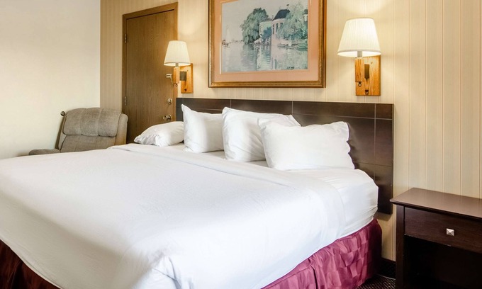 Fort Collins Hotel | Americas Best Value Inn & Suites Ft. Collins E at I-25