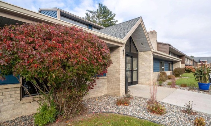 Grand Rapids Hotel | AmericInn by Wyndham Grand Rapids