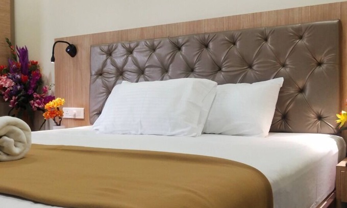 Tiruchirappalli Hotel | Amutham Residency