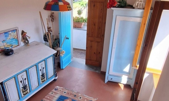 Pontecorvo Casa | An oil mill renovated as a cottage located in a hamlet surrounded by greenery.