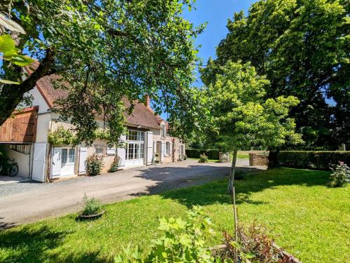 Sarzay Casa | Ancienne ferme rénovée avec jardin clos et vélos, au cœur de la Vallée Noire en Berry - FR-1-591-135
