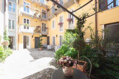 Cannobio Cama Y Desayuno | Antico Borgo B&B Cannobio