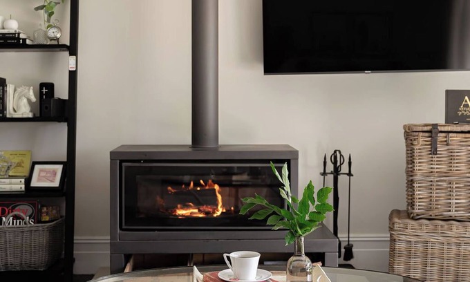 Moss Vale Cabaña | Antler & Oak Cottage: Provincial Luxe In Moss Vale, Close To Wedding Venues