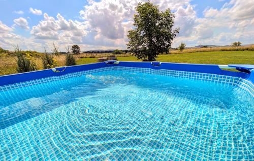 gmina Kondratowice Apartamento | Apartament w willi Karczyn - noclegi dla miłośników natury i spokoju