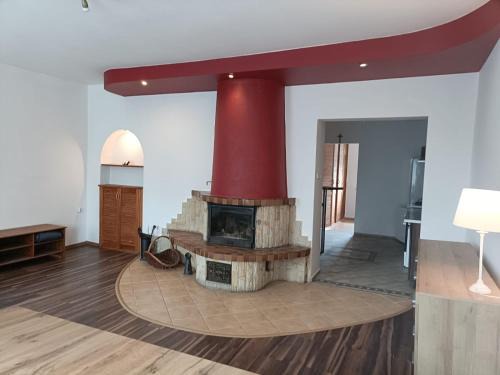 Jugow Apartamento | Apartament z kominkiem
