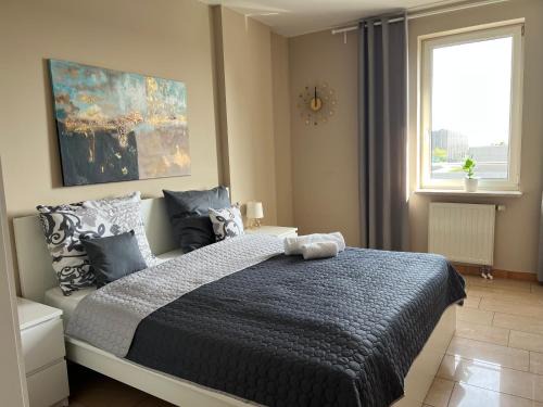 Mirow Apartamento | Apartament z widokiem na centrum i darmowym parkingiem