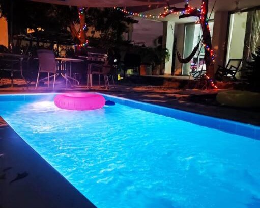 Zona Norte Apartamento | Apartamento con piscina y parrilla BBQ en Laguna Club