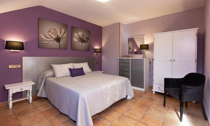 Escalona Hotel | Apartamentos Cinca