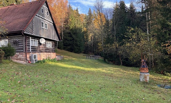 Radvanice Apartamento | Apartmán u vleku