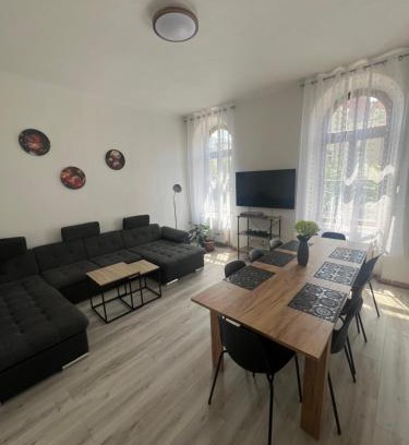 Decin Apartamento | Apartmány LISTOPAD 17